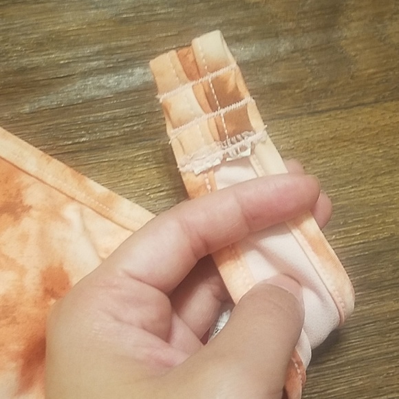 Nwt target swim suit top - Picture 3 of 3